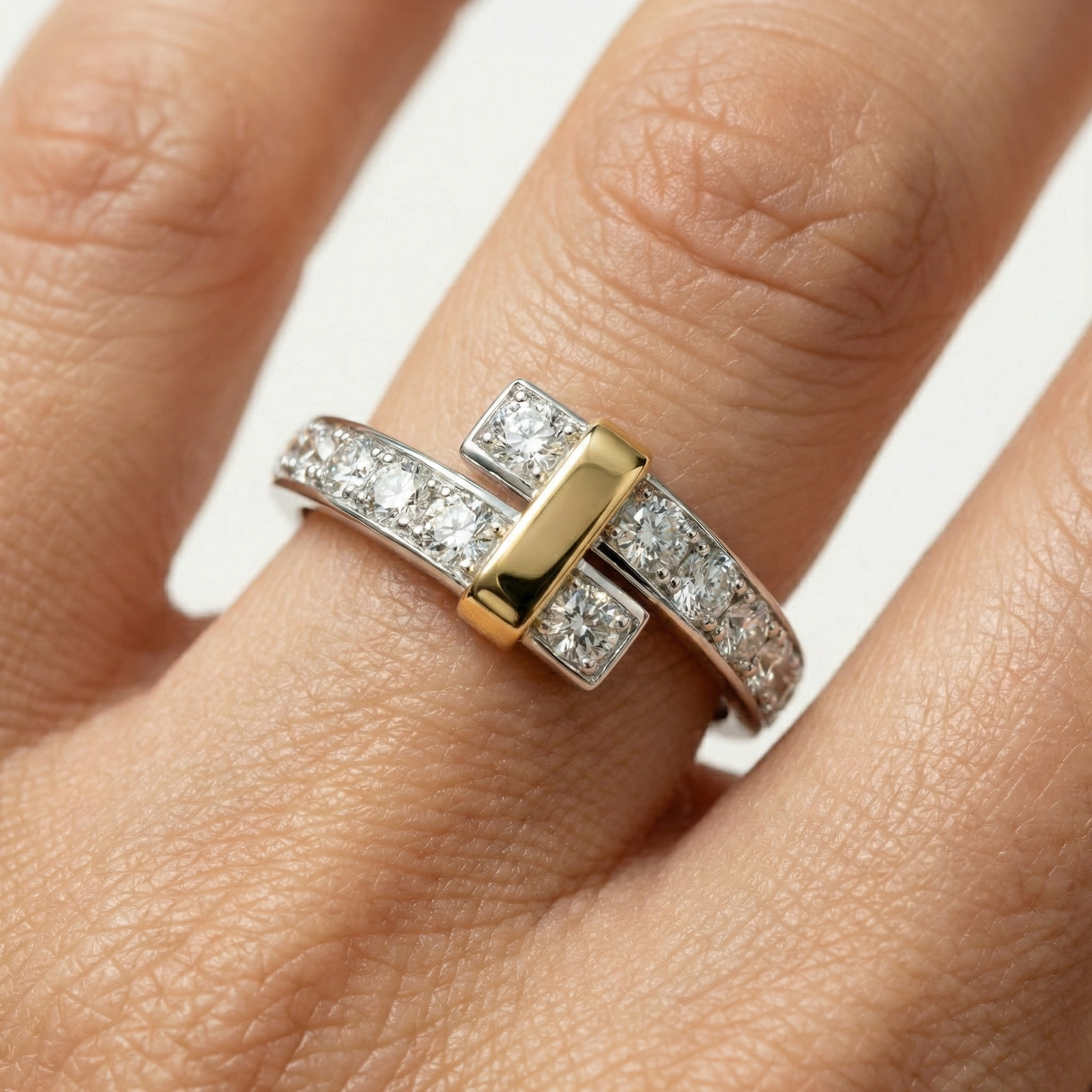 Keystone Pave Ring with White Round Stone – on White Gold