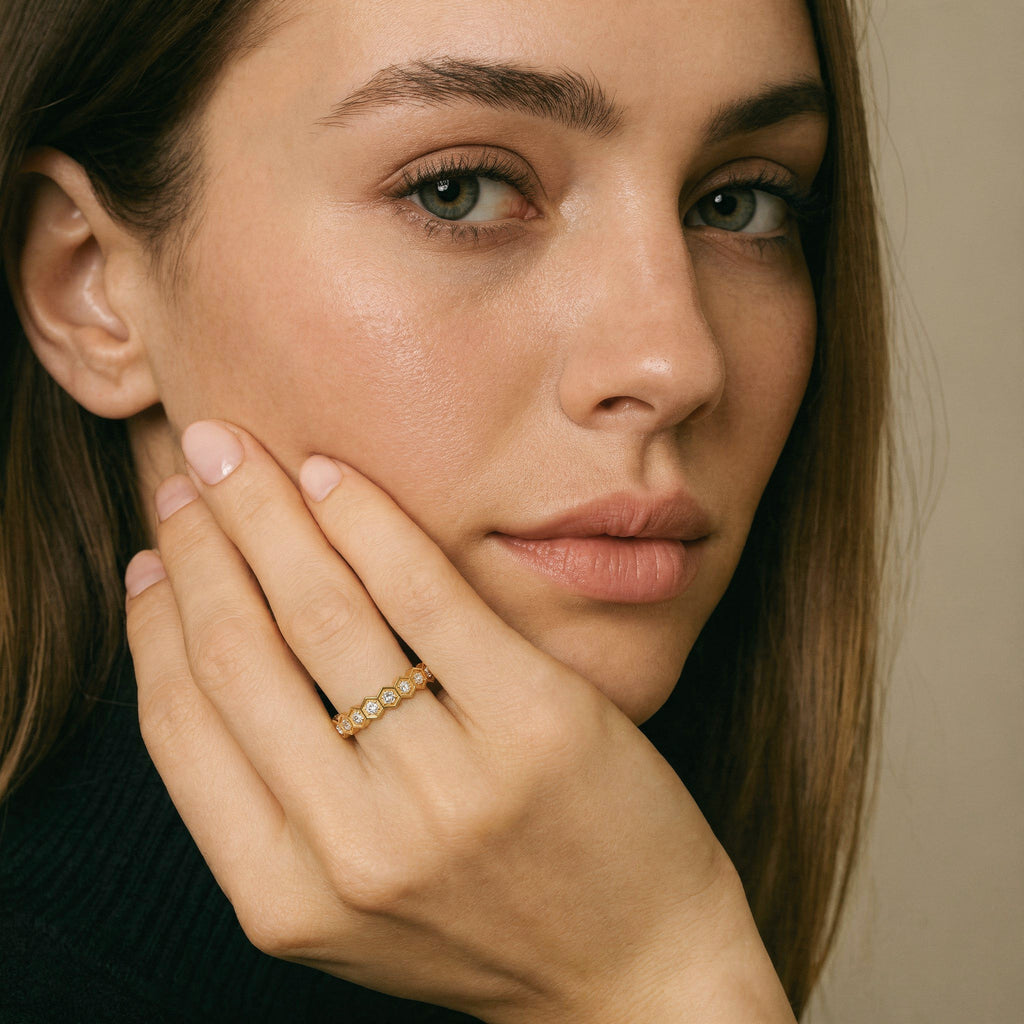 Honeycomb Ring Full with White Round Stone – on Yellow Gold